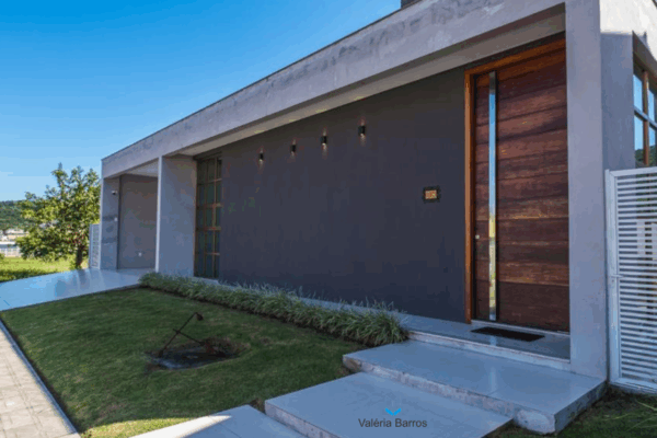 Excelente casa alto padrão à venda na Vargem Grande