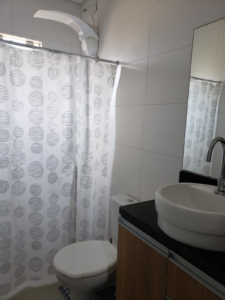 Apartamento MOBILIADO disponível para venda nos Ingleses! Ótima opção para investidores!