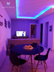 Apartamento MOBILIADO disponível para venda nos Ingleses! Ótima opção para investidores!